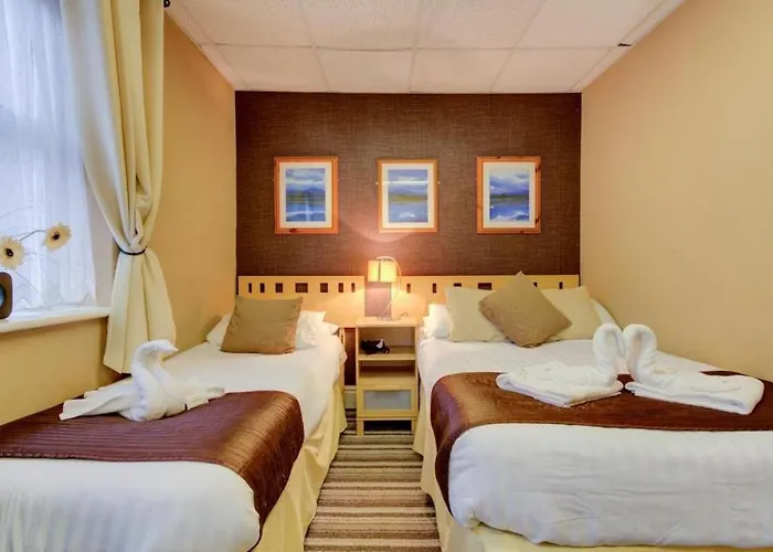 Lyndawn Hotel